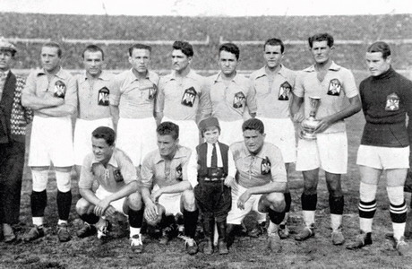 The Yugoslavian team at the 1930 World Cup - Image via Serbian Tourist Board