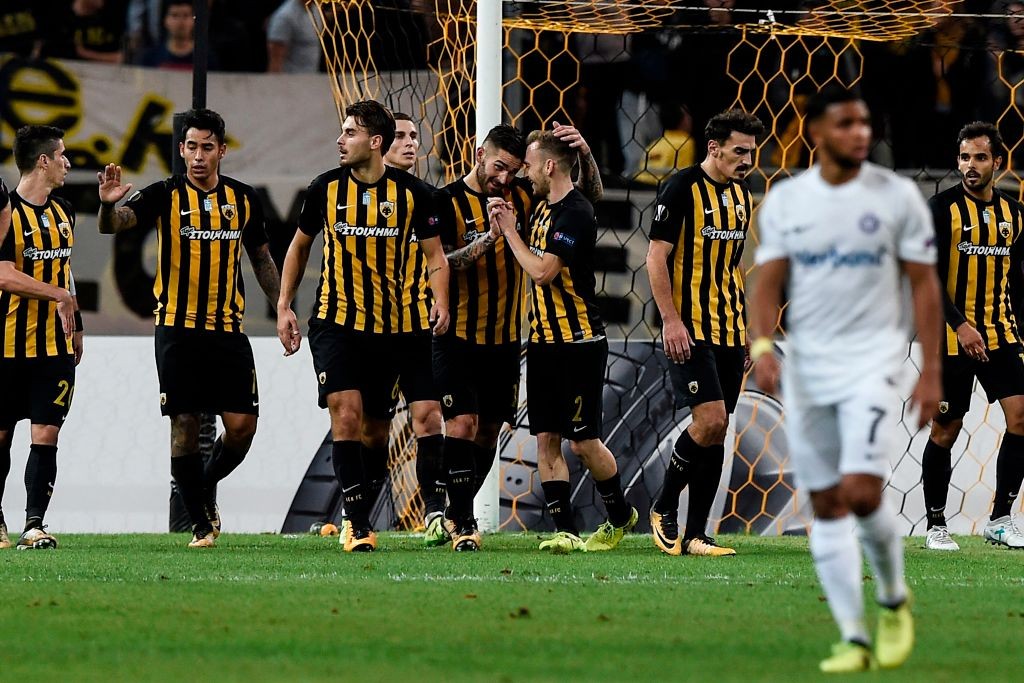 Aek's forward Marko Livaja (C) celebrates with teammates after scoring a goal during the UEFA Europa League Group D football match between AEK Athens and Austria Wien at the OAKA Stadium in Athens on September 28, 2017. / AFP PHOTO / Angelos Tzortzinis (Photo credit should read ANGELOS TZORTZINIS/AFP/Getty Images)